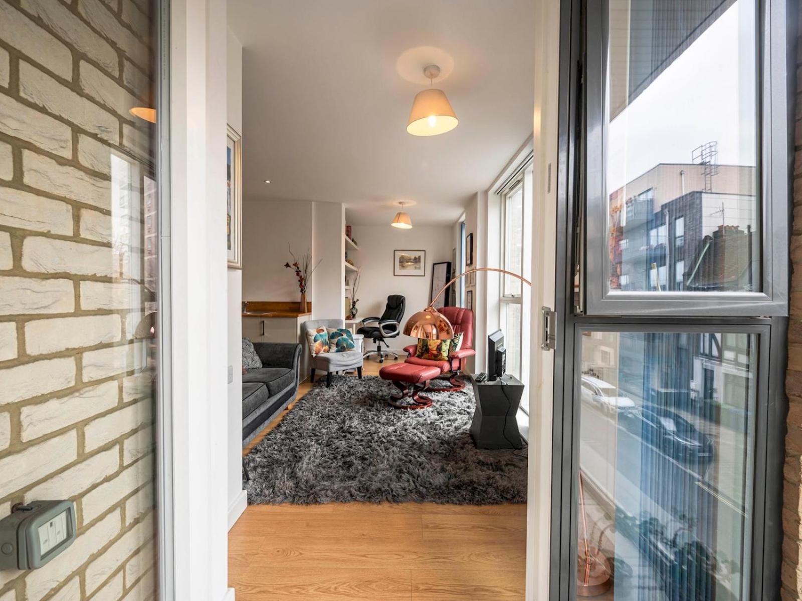London Apartment Near Tower Bridge And Tube Pass The Keys Екстер'єр фото