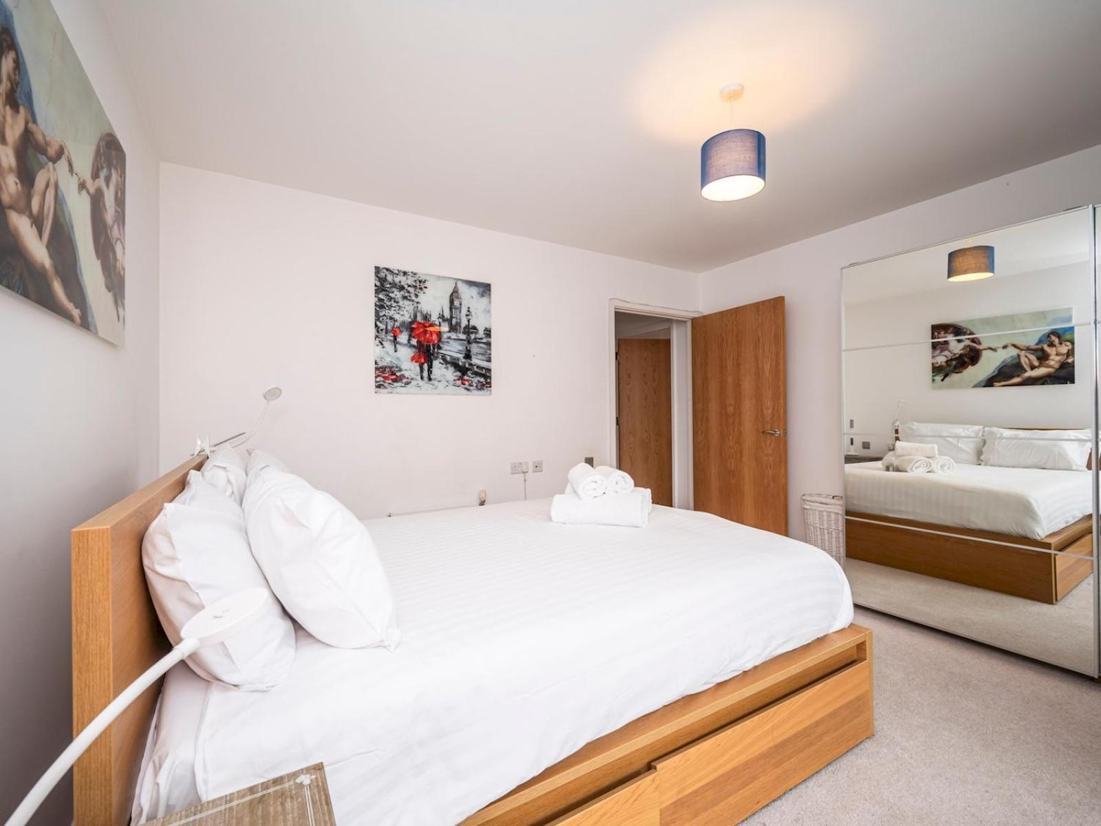 London Apartment Near Tower Bridge And Tube Pass The Keys Екстер'єр фото